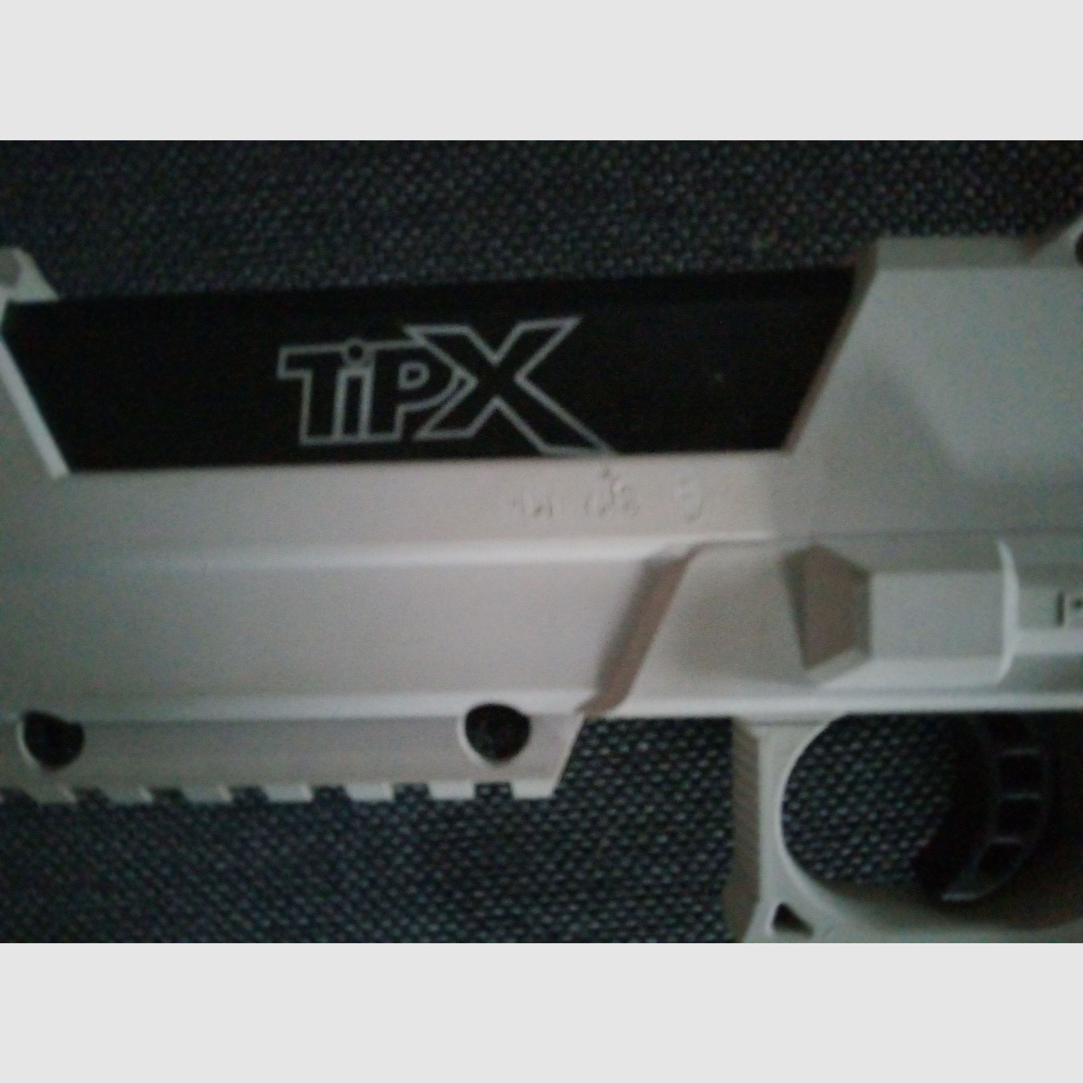 Tippmann TIPX Markierer mit umfangreichen Zubehör