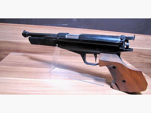 Match air pistol Feinwerkbau 80
