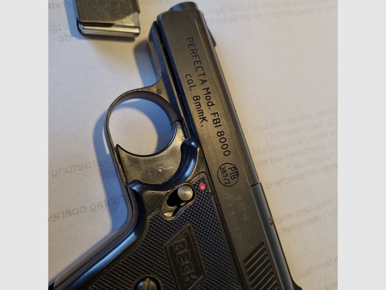 Pistolet compact FBI 8000 Mod. G5, de 1996 avec facture, 8mm, en plus de 10 coups CS, PTB 387/2