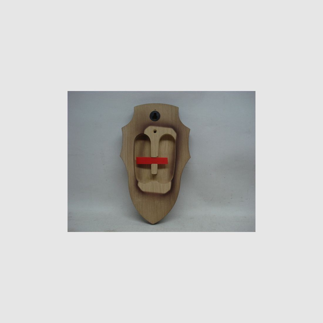 Panneau à cornes en chêne 22x13 cm - foncé avec compartiment en pin