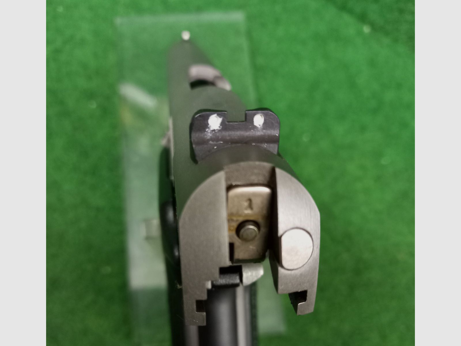 Pistola Colt Double Eagle en calibre .45 AUTO de acero inoxidable