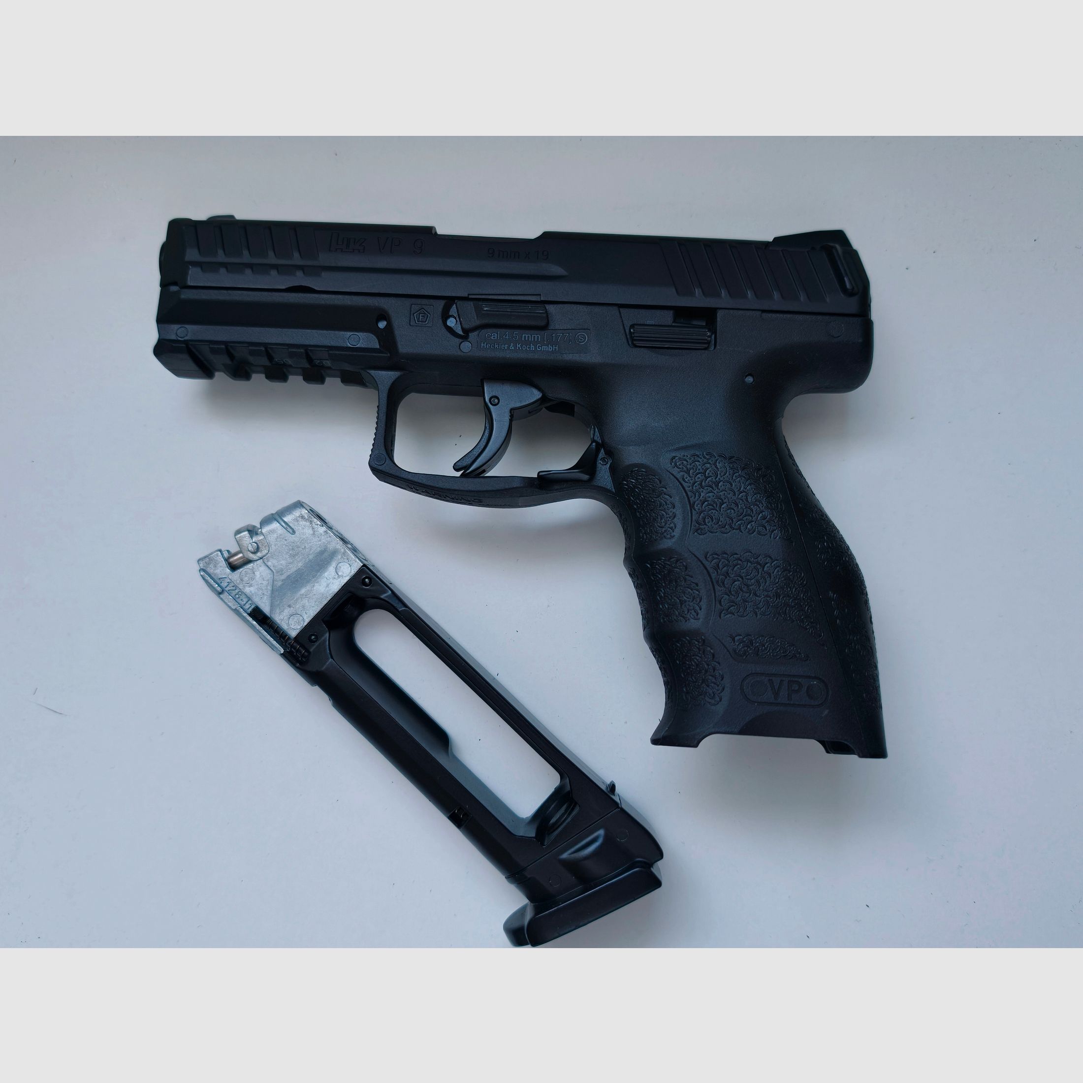 Heckler Koch VP9 pistola CO2 Blowback 4,5mm BB