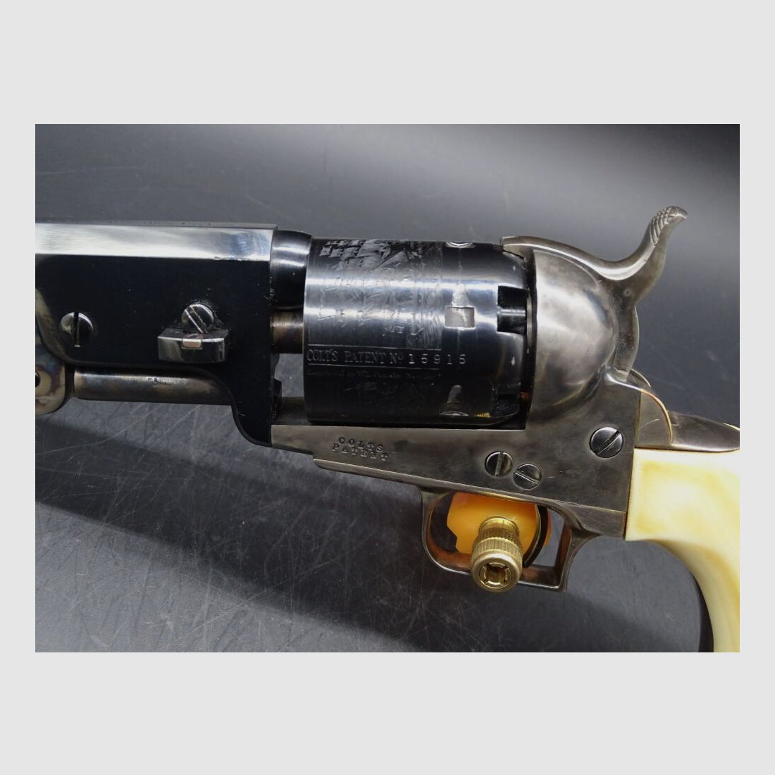 Colt Original Mod 1851 Navy Calibre .36 Perk sin disparar 1851 Navy
