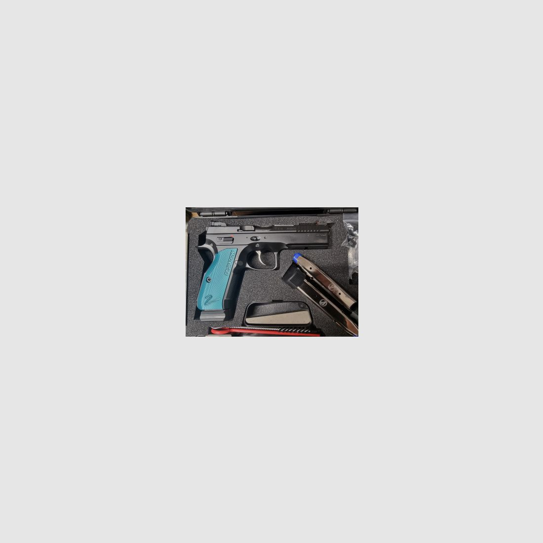 CZ75 Shadow 2 Pronto per Ottiche 9mm Luger