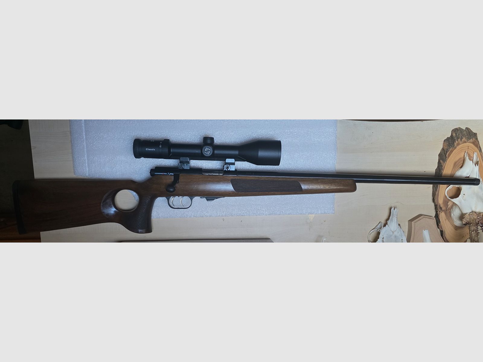 Weihrauch HW 66 TH (.17 HMR) with Zeiss Classic Diavari M 2.5–10x50 T*