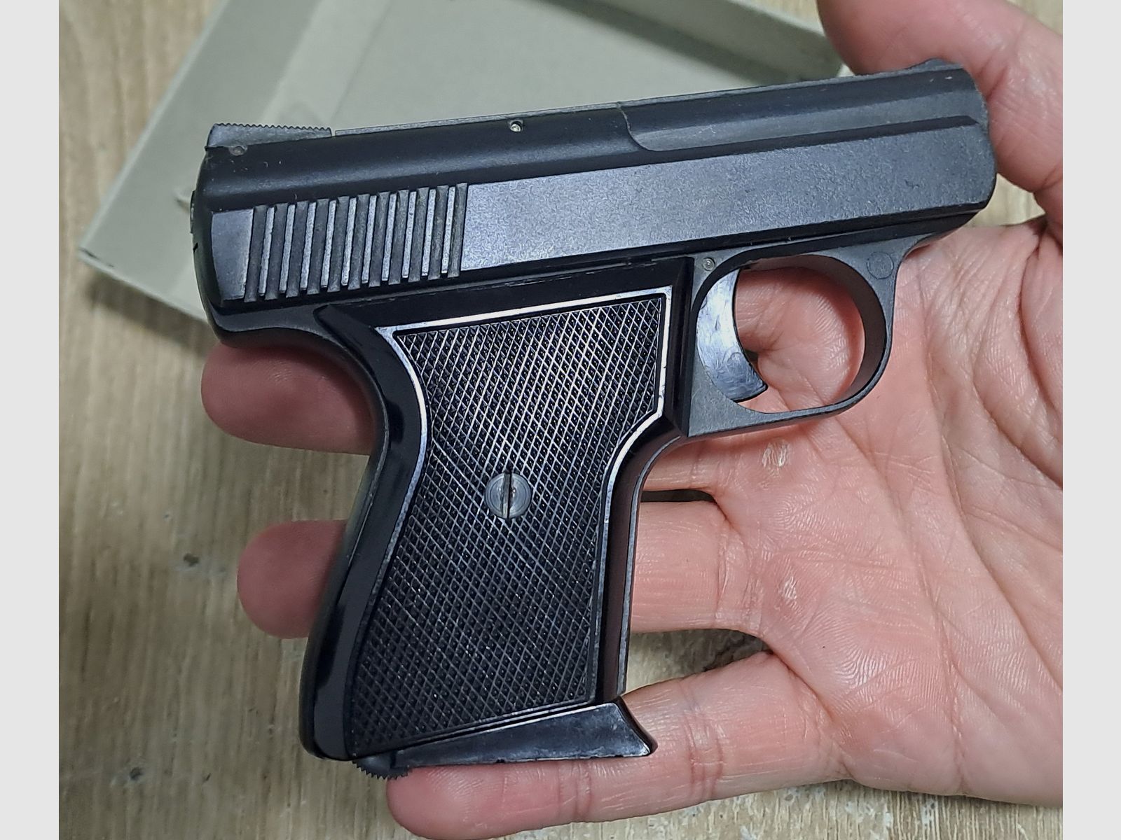 Alte Rhöner SM 15 Kal. 8 mm Knall im PTB 83/2 mit Verpackung!