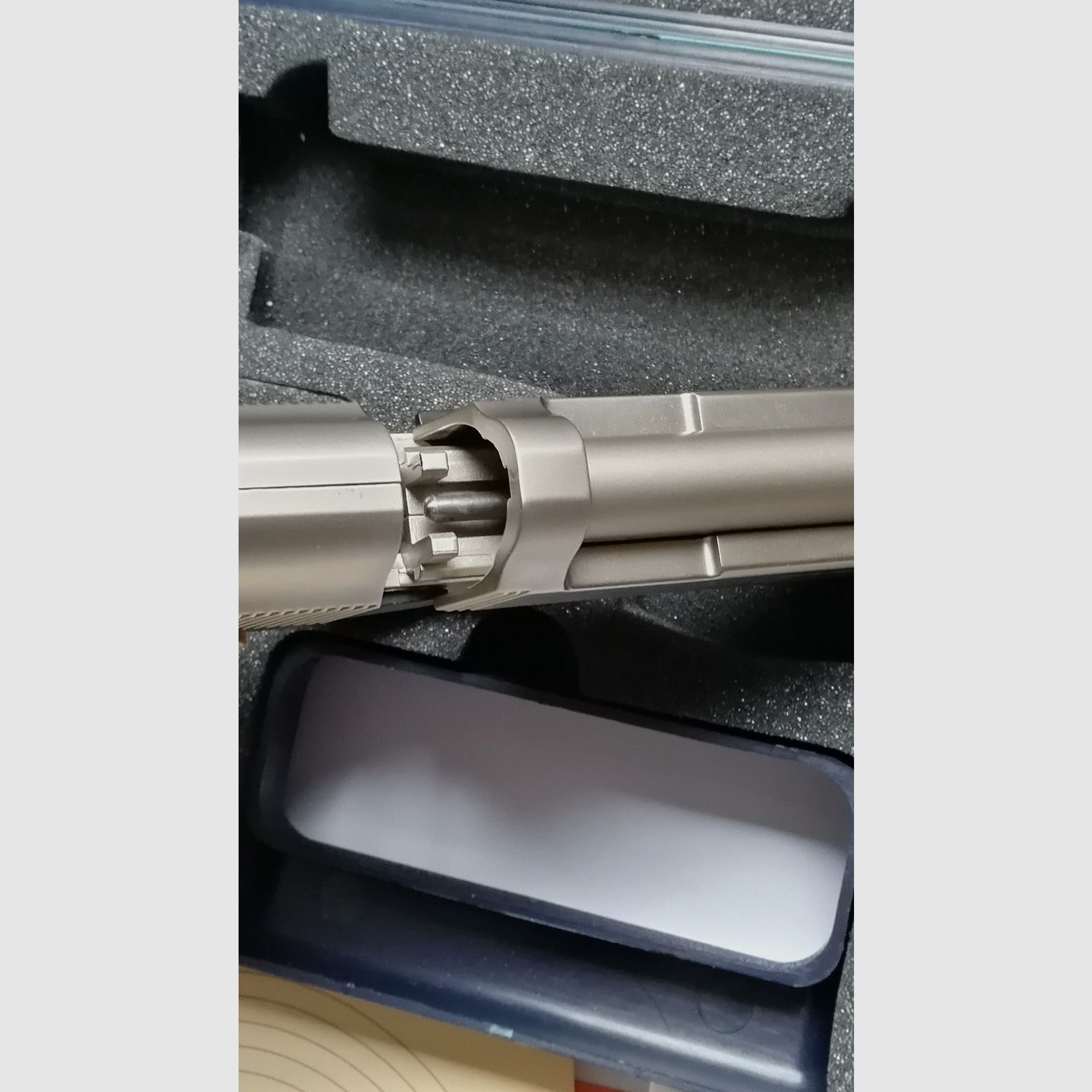 Beretta Mod. 92 FS air pistol nickel-plated with double Kst grips / like new + accessories