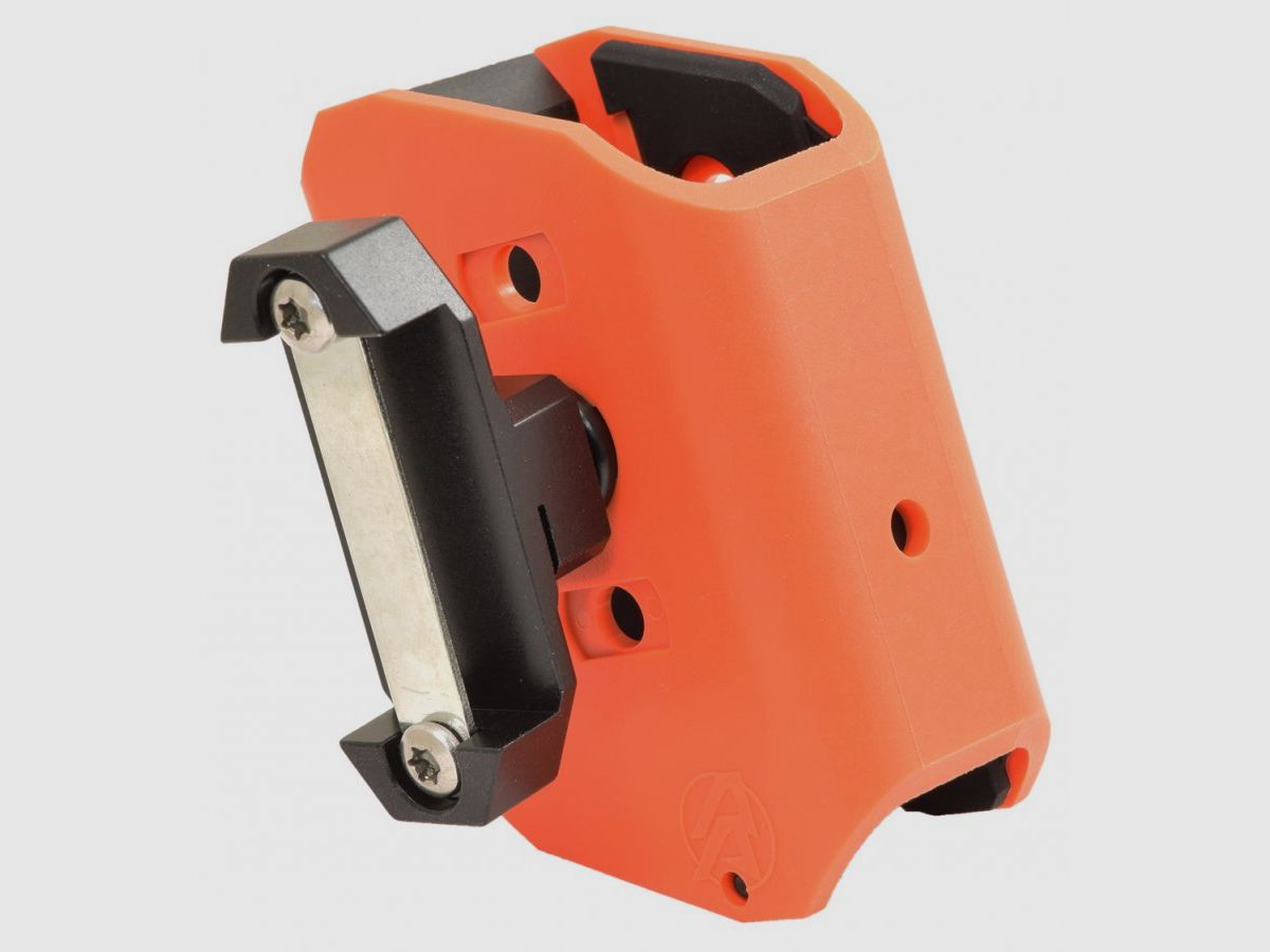 DAA Alpha-XiP Magazine Holster with Magnet, image 2 of 4
