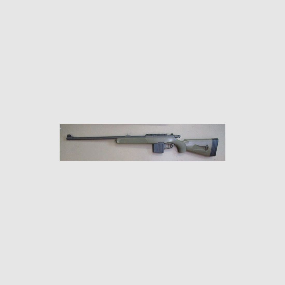 Scharfschützengewehr Sniper Steyr SSG69 mit Aluumbausatz auf AICS Magazine SSG69