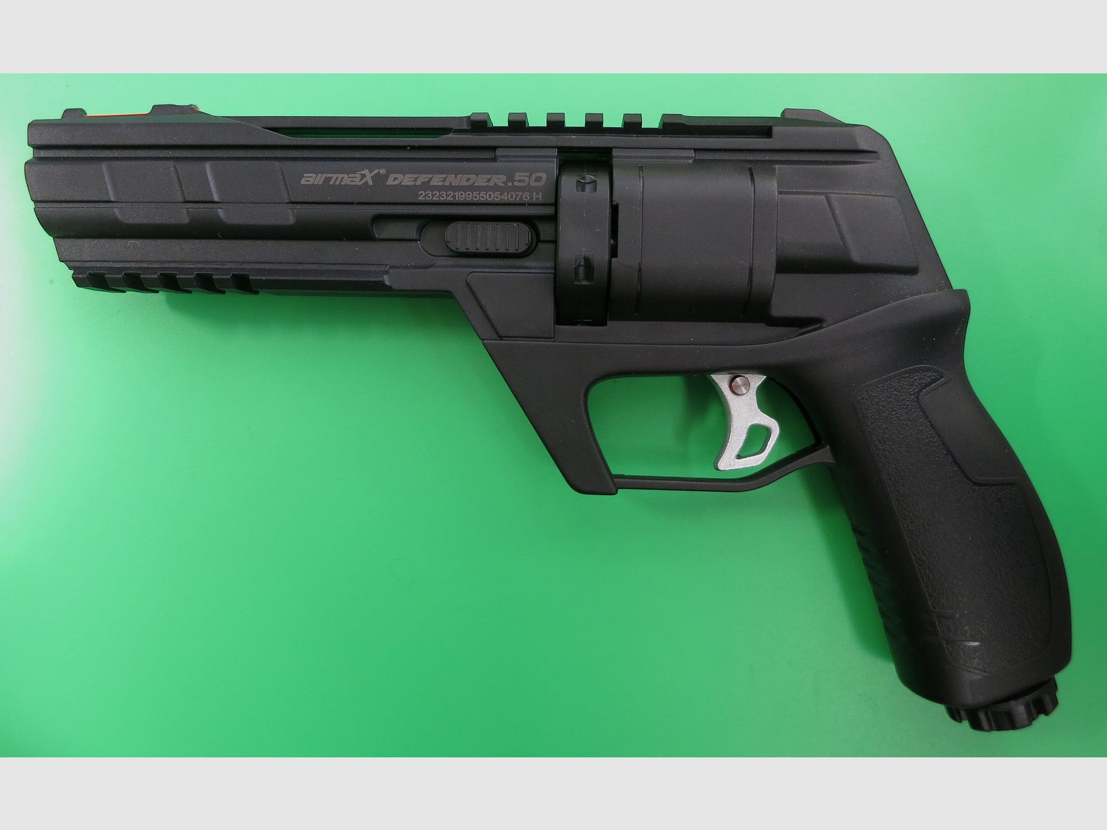 Home Defense Revolver, AirmaX Defender Co2-Revolver, Kal .50 Defense Training Marker  #19