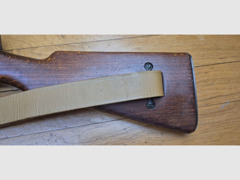 Schönes und sehr seltenes Selbstladeflinte MAS 49-56 – Originalkaliber 7,5 x 54 MAS – Mythische Waffe – Sehr gute mechanische Funktion – Schöner Lauf mit klaren Zügen – Guter ästhetischer Zustand – zwei 10-Schuss-Magazine – Nachtsicht- und Platzpatronenfunktion (selten) – Gewehrriemen – Seltene Waffe in TBE+, Bild 27 von 35