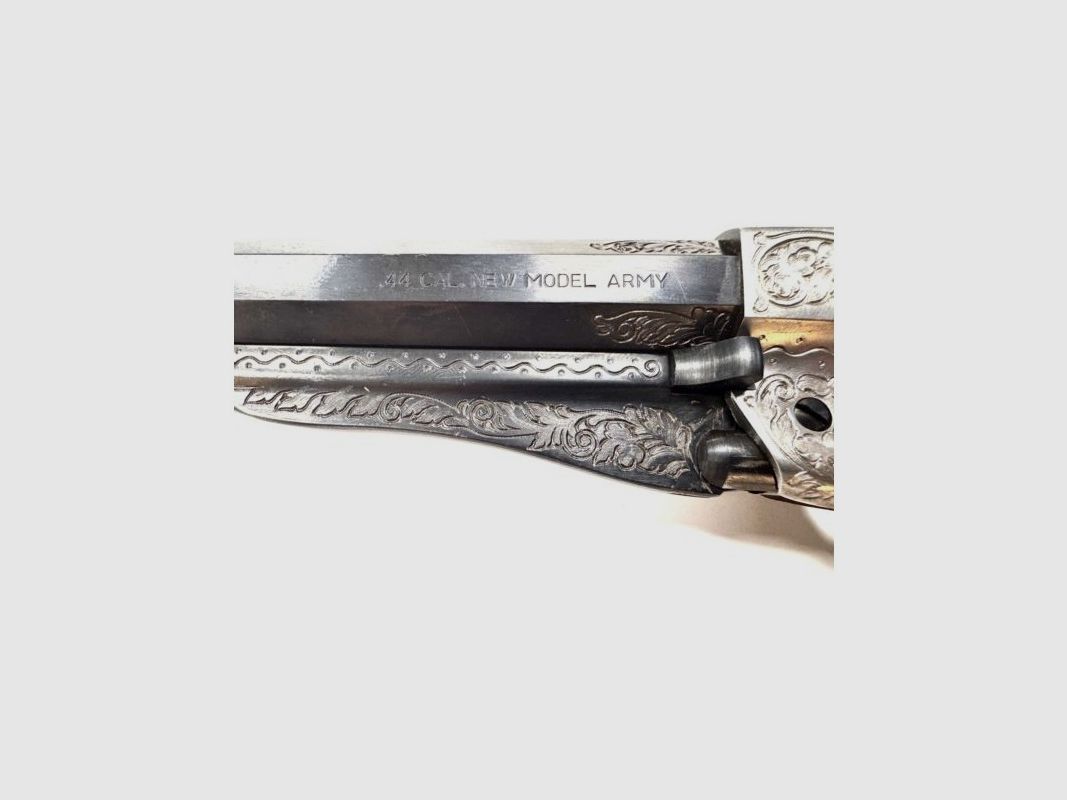 Remington 1858 New Model Army cal. .44 Euroarms, imagen 4 de 11