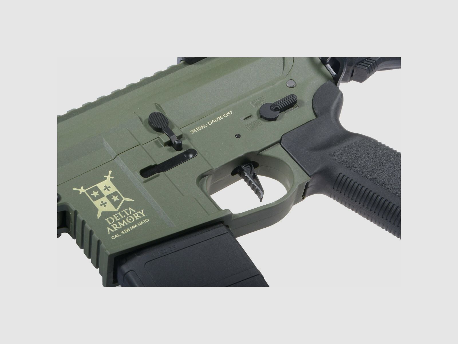 M4 AR15 M-LOK 10 Zoll CHARLIE EAGLE ETU Oliv S-AEG Airsoft Gewehr Frei ab 18 Jahren | Delta Armory