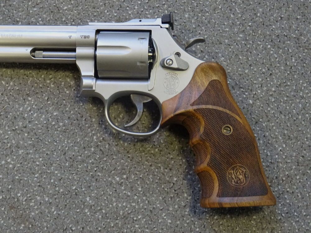 S&W SMITH & WESSON 686-6 TARGET CHAMPION 6"