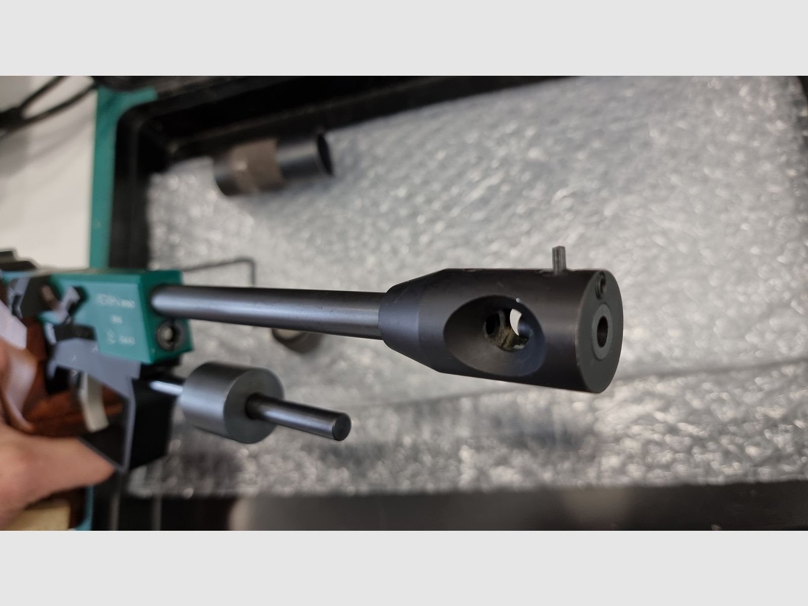 BRNO Aeron B96 -CO2 Luftpistole- FÜR TEILE