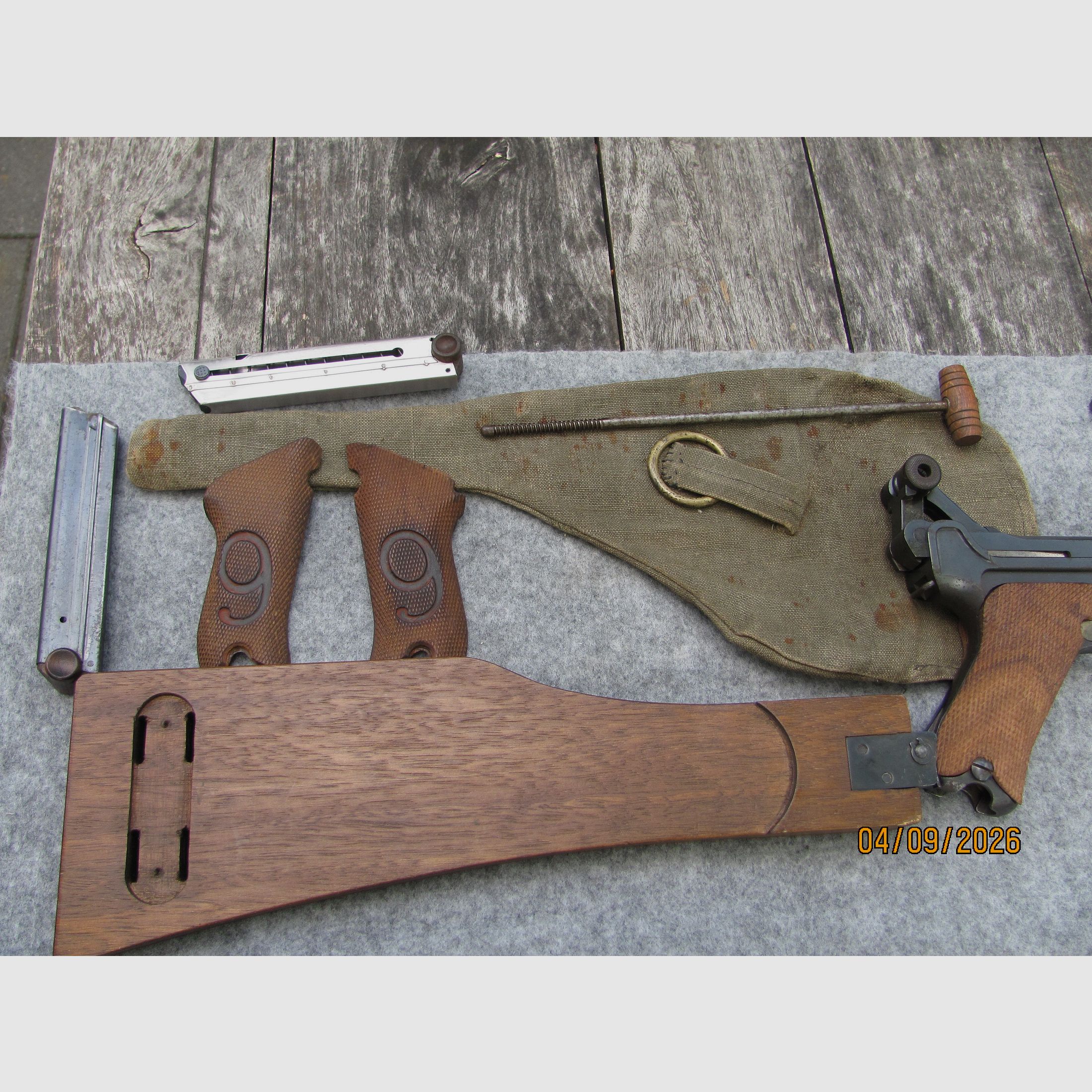 P 08 lang DWM 1917 rote 9 mit Originalzubehör und Stofftasche für Flieger, Zeppelin, Ballon, Panzer A7V