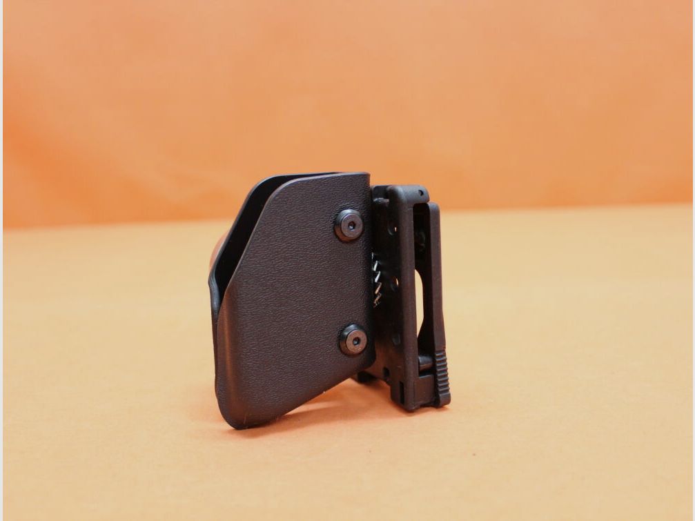 Höppner & Schumann Höppner&Schumann uchwyt na magazynki Speedmag 5 AP ML Multilock (J-6000) Kydex czarny z magnesem