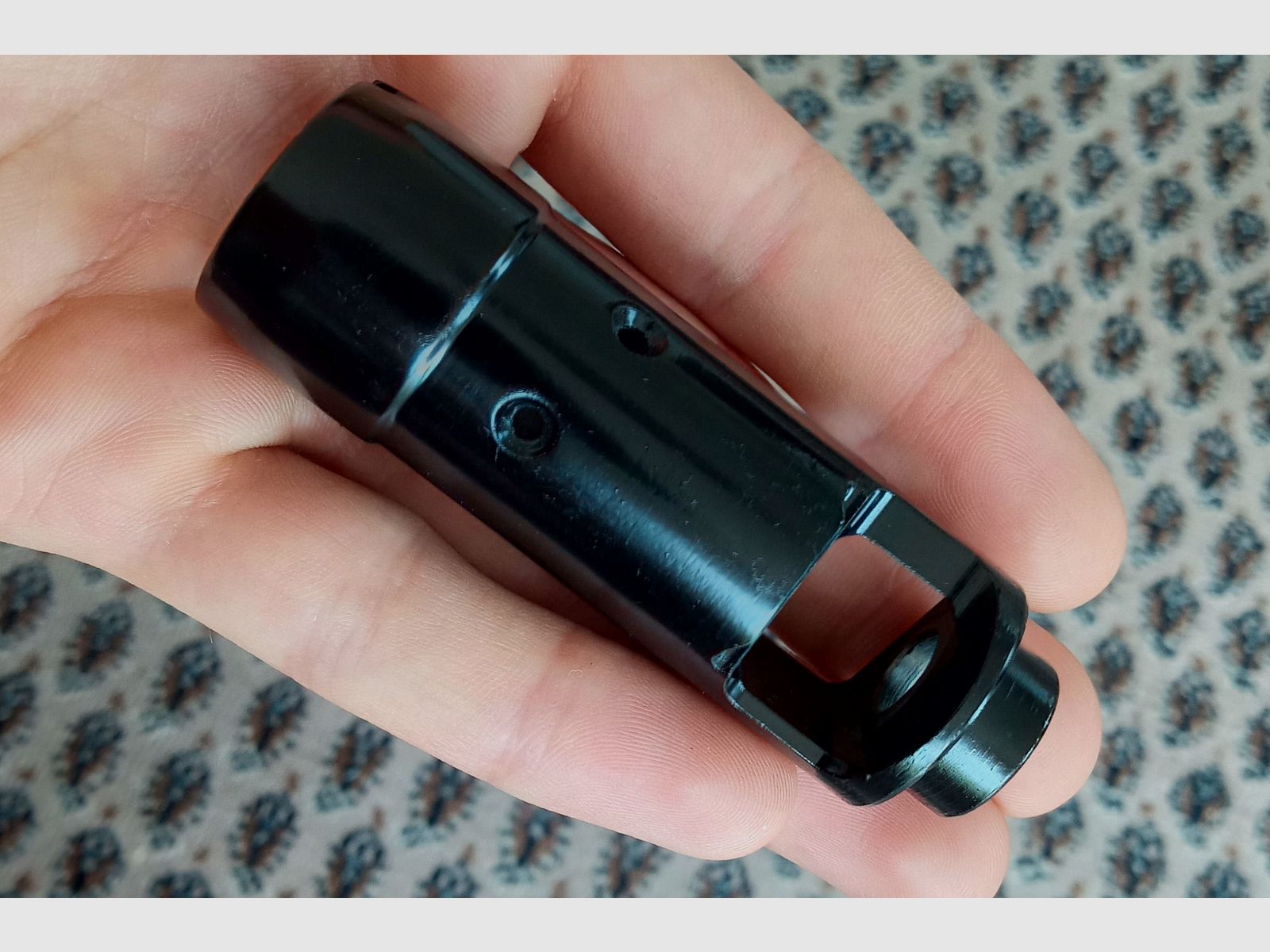 Tauchangebot: Wiesa 5,45/.223 Zick-Zack Flash Hider  gegen Arsenal Flash Hider // DDR NVA MPi AK74 24x1,5 mm Rechtsgewinde Mündungsbremse Mündungsfeuerdämpfer
