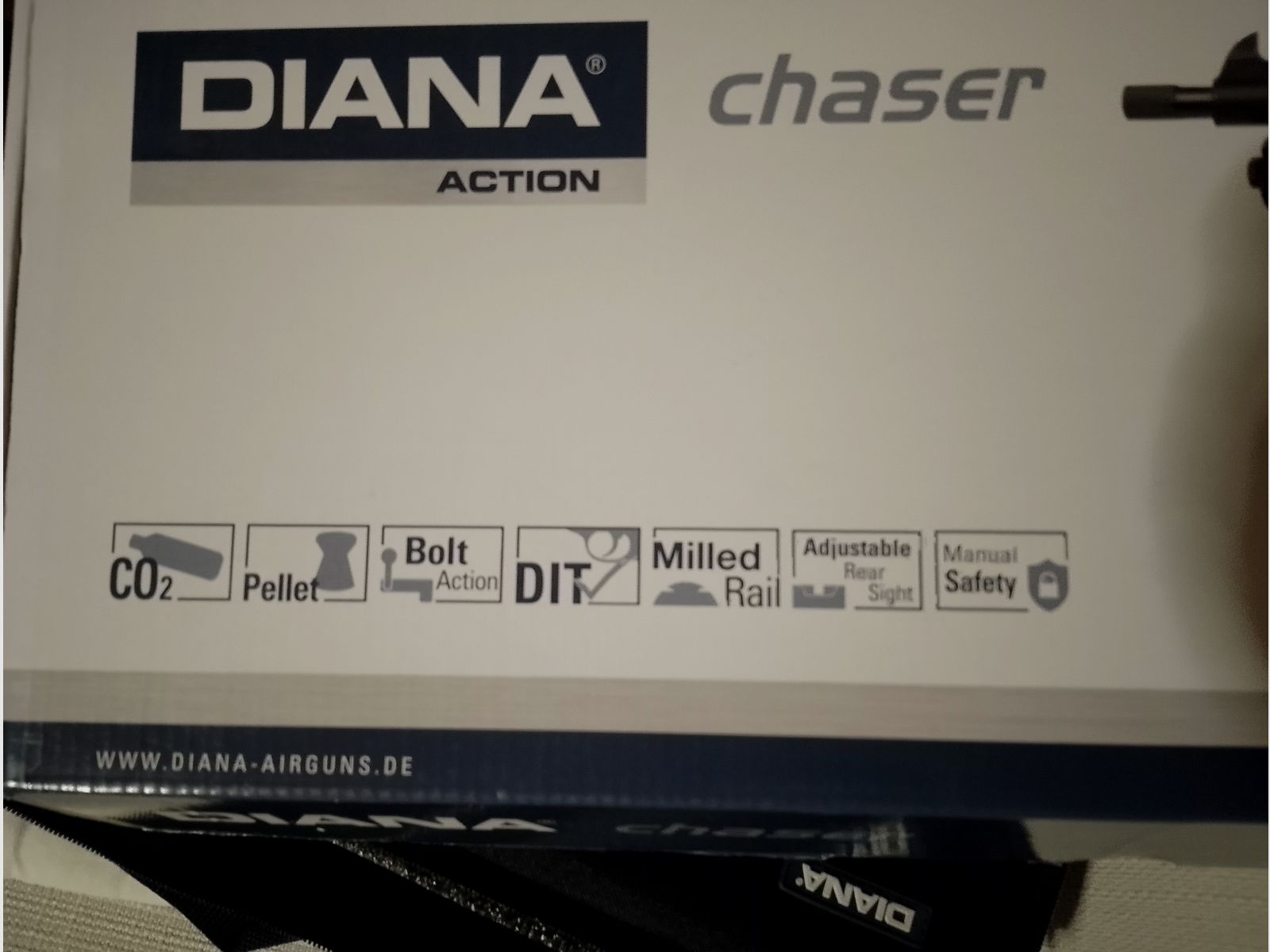 Diana Chaser 5.5mm with accessories bag pellets Hunter Mate Diablos CO2 like new