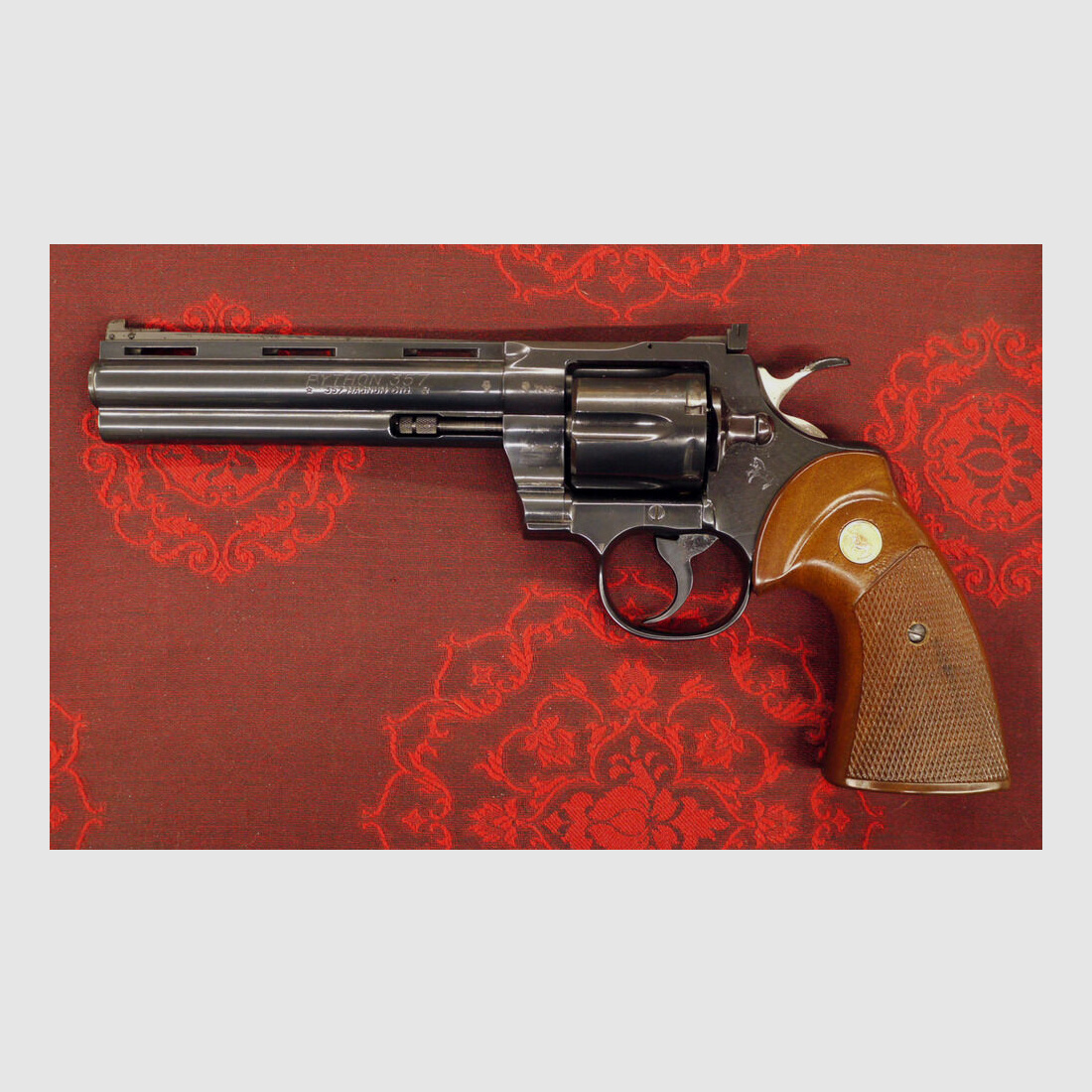 Colt	 Python