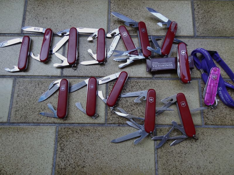 Konvolut Schweizer Messer Victorinox Wenger