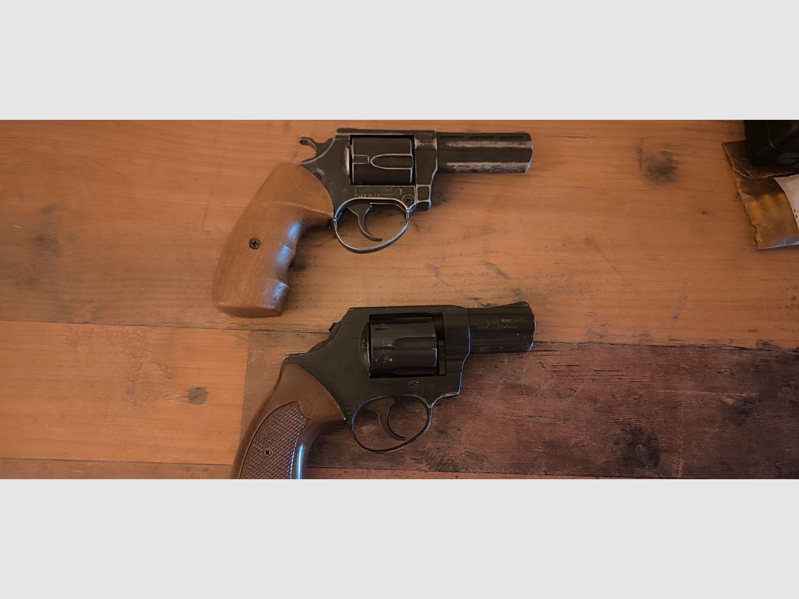 SRS-Revolver, 1×Röhm RG 69 - Alte Ausführung - 1980Jahre, Kaliber 9mmK, West-Germany & 1× ME38 Magnum in Antik Finish , Kaliber 9mmRK 
