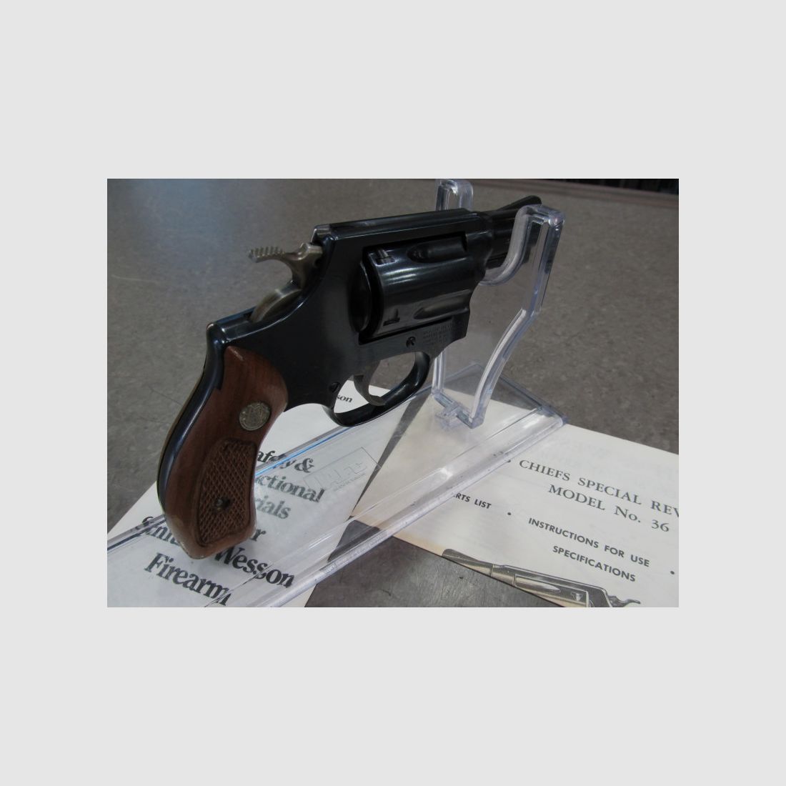 SMITH&WESSON 36 CAL .38 SPL used, image 4 of 7