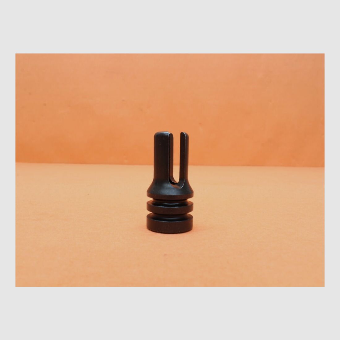 Brownells AR-15: Muzzle Brake A1 3-Prong Duckbill (1/2-28) BRN .223 Steel matte/ Mündungsfeuerdämpfer, Bild 2 von 3