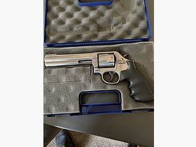 Smith & Wesson 686 6“  Revolver 