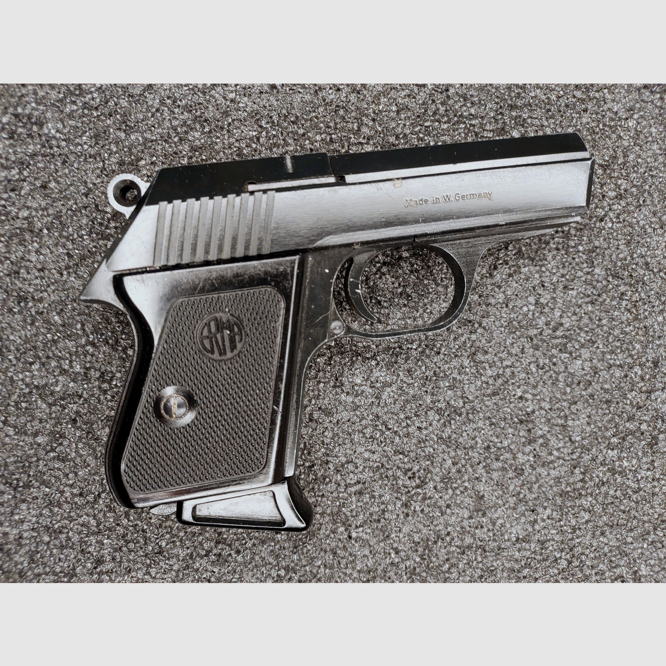 ERMA EGP65 Schreckschusspistole – 8 mm K. – PTB 146 – mit Originalkarton, Bild 1 von 6