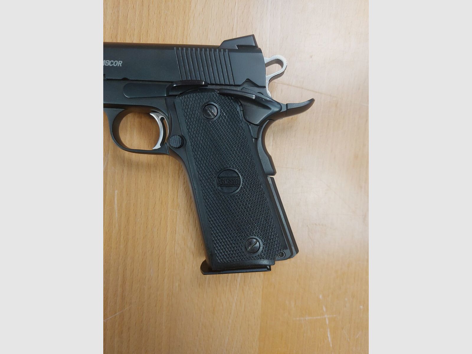 Armscor Rock Ultra 1911-A1 FS