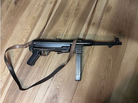 MP 40  Deko von Denix 