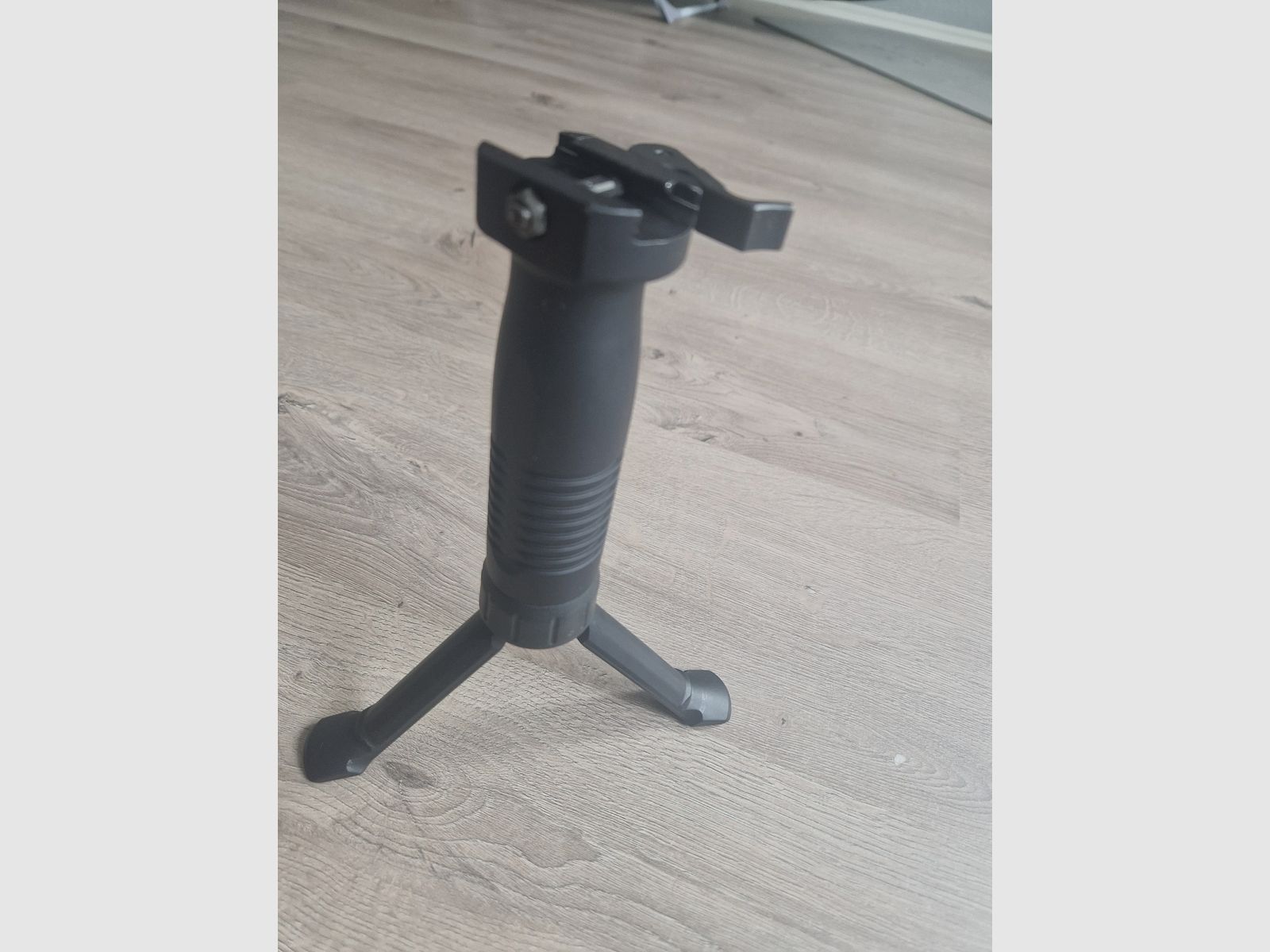 Sturmgriff mit Zweibein Heckler&Koch 