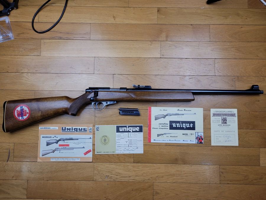 Formidabile carabina Unique T Audax – 22LR – fabbricazione francese – documenti originali – 2 caricatori – Nuova!, immagine 1 di 21