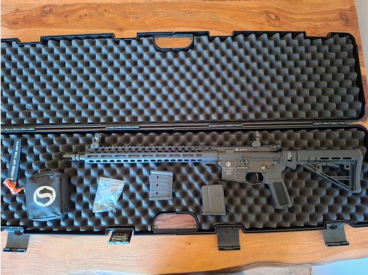 Schmeisser M5FL AR-15