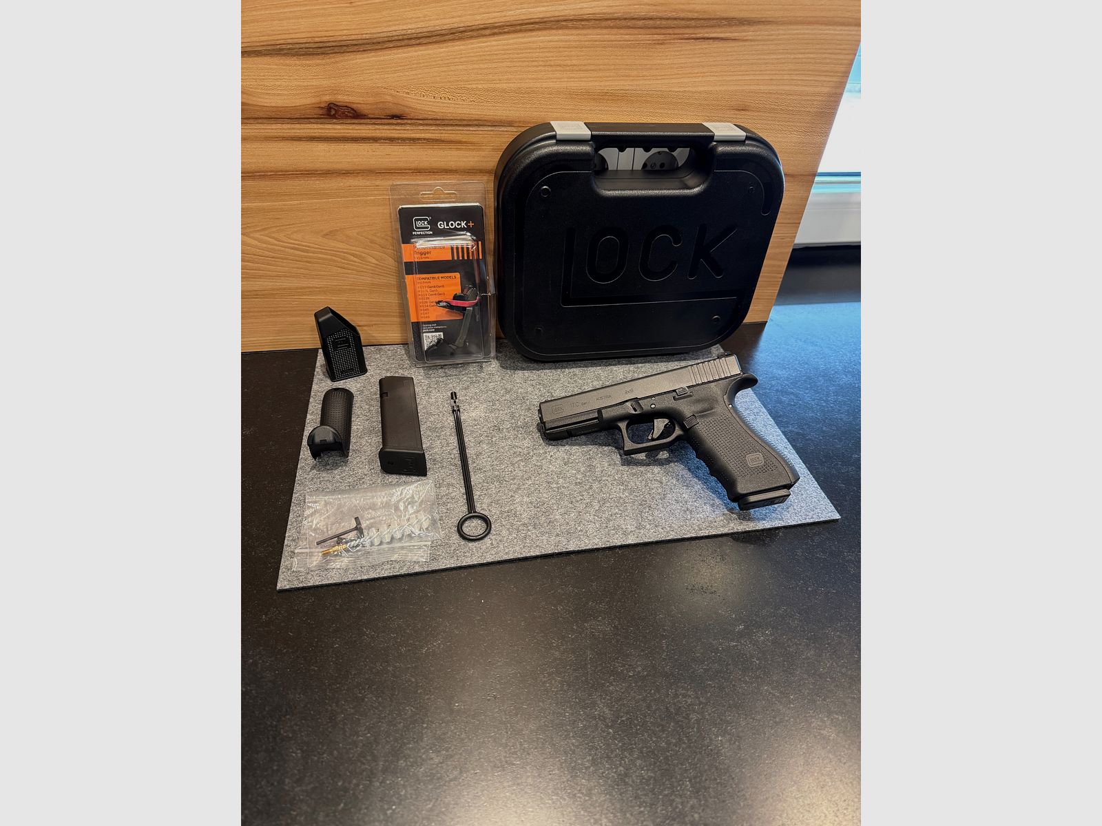 Glock 17 C Gen4 incl Original Performance Trigger like new