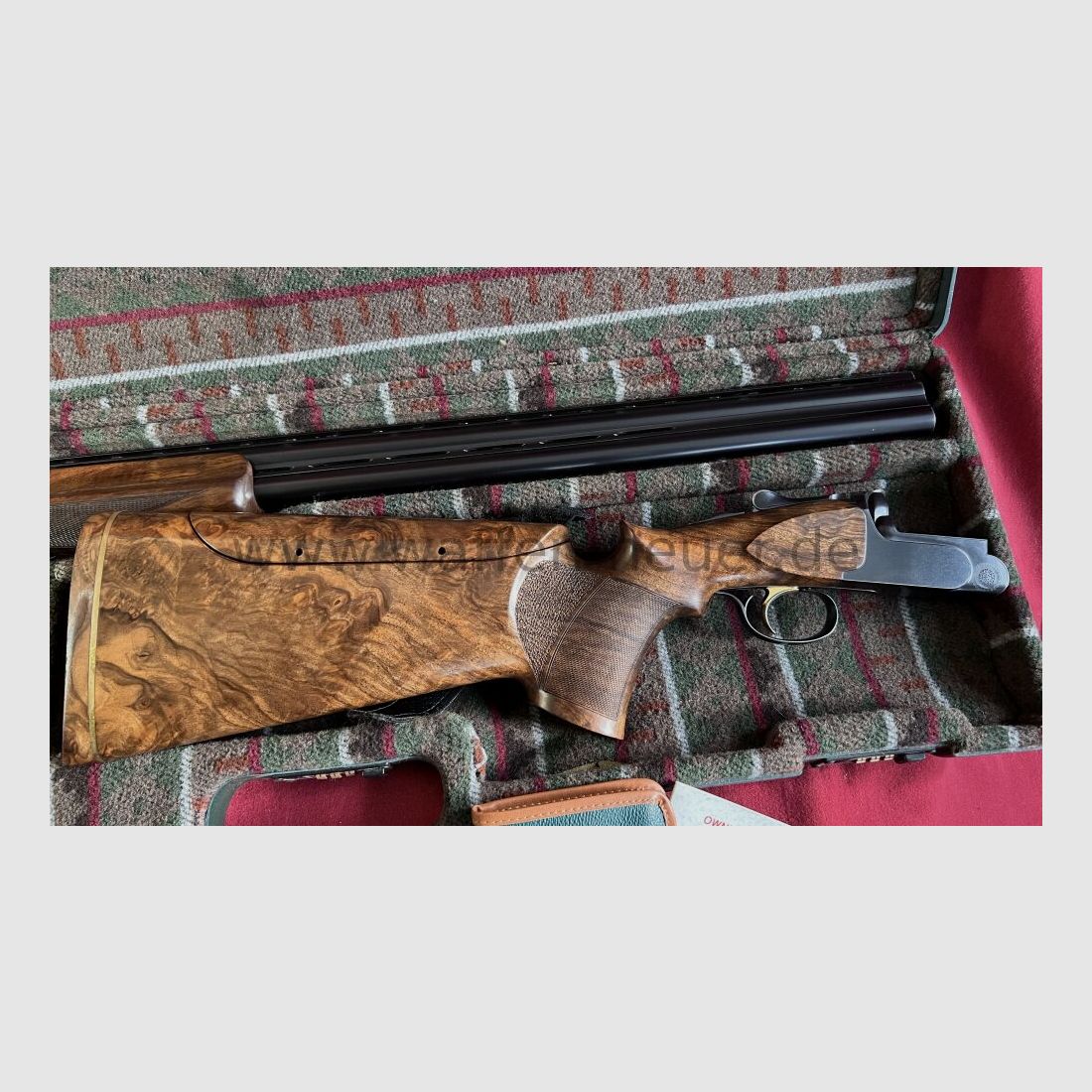 Perazzi	 MX8, Holzklasse 12