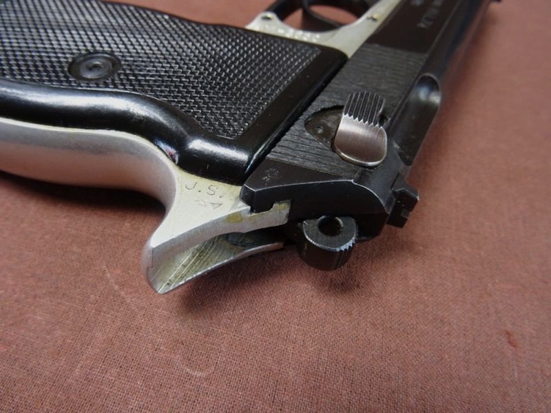 M74 pistol [c377], image 9 of 13