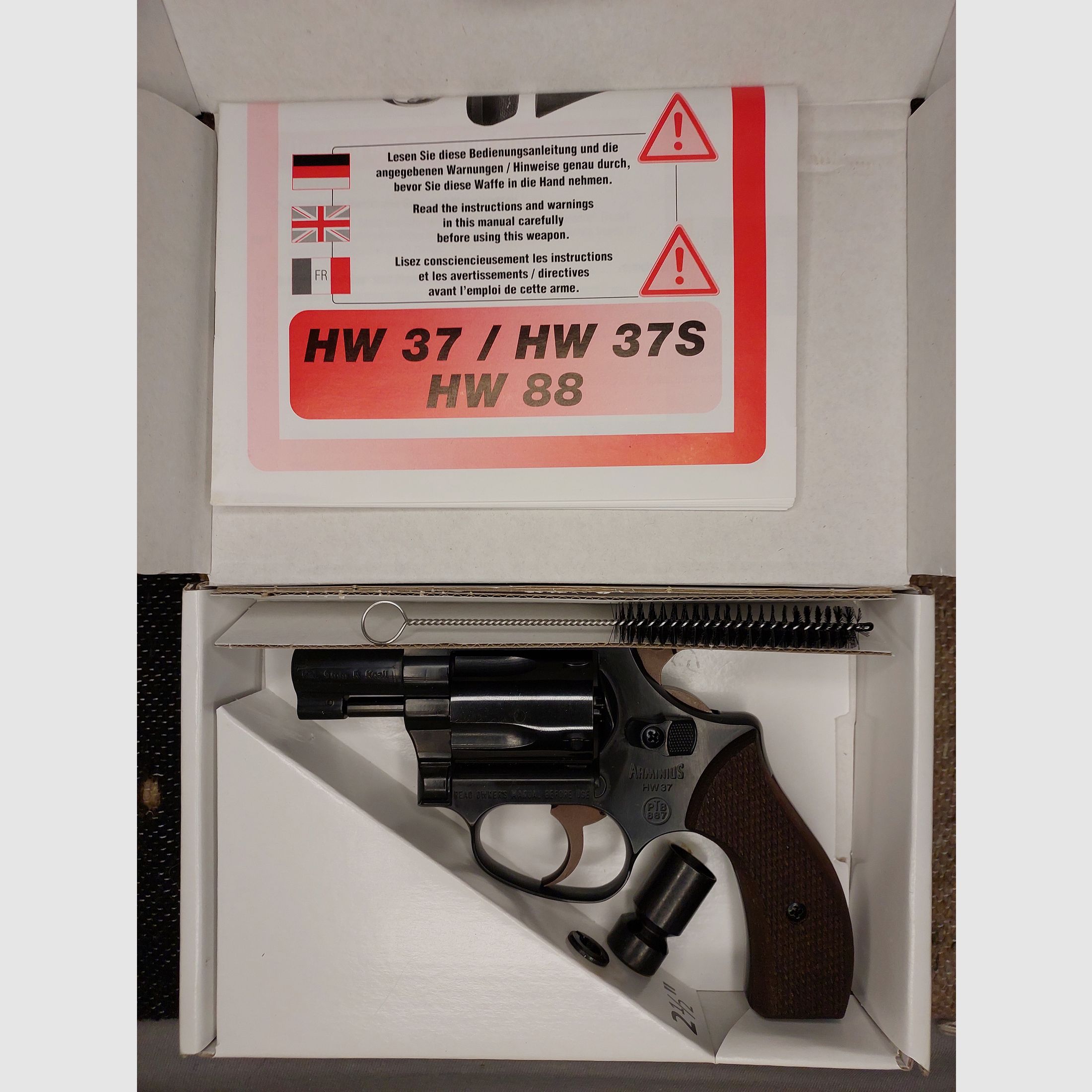 Weihrauch HW37 Kal. 9mm R.K. (PTB 887) OVP mit Holzgriffen - NEU (Arminius HW 37)