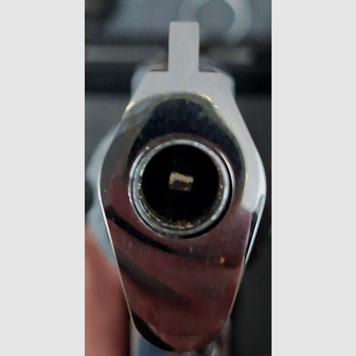 Zoraki R2 3 Inch SINGLE PIECE.Description Dear eGun community,  for sale is a Zoraki R2 3" in caliber 9 mm R.K. in an extraordinary duo-tone finish chrome/black.  The revolver features the chrome-plated frame and barrel as well as a black cylinder and black grip panels. The black cylinder originally comes from another revolver and was installed on this piece. This created a very interesting and visually appealing duo-tone combination that was never regularly available on the open market and does not correspond to the series version.  Another visual highlight is the red-colored front sight, which gives the revolver an additional individual accent.  The revolver has been fired only a little by me and is in very good, almost like new condition. Technically, the revolver is fully functional.  Proof: CB (2021)     Scope of delivery:  - Zoraki R2 3" – PTB 1007  - Original case  - Original papers  - Cleaning brush  - Firing cup     A great opportunity for collectors and lovers of Zoraki revolvers looking for an unusual duo-tone finish.     Please be sure to observe the conditions in MyGun!    Type approval for pistols / revolvers PTB no.:   1007 further information:  Description Dear eGun community,  for sale is a Zoraki R2 3" in caliber 9 mm R.K. in an extraordinary duo-tone finish chrome/black.  The revolver features the chrome-plated frame and barrel as well as a black cylinder and black grip panels. The black cylinder originally comes from another revolver and was installed on this piece. This created a very interesting and visually appealing duo-tone combination that was never regularly available on the open market and does not correspond to the series version.  Another visual highlight is the red-colored front sight, which gives the revolver an additional individual accent.  The revolver has been fired only a little by me and is in very good, almost like new condition. Technically, the revolver is fully functional.  Proof: CB (2021)     Scope of delivery:  - Zoraki R2 3" – PTB 1007  - Original case  - Original papers  - Cleaning brush  - Firing cup     A great opportunity for collectors and lovers of Zoraki revolvers looking for an unusual duo-tone finish.     Please be sure to observe the conditions in MyGun!    Type approval for pistols / revolvers PTB no.:   1007 further information: