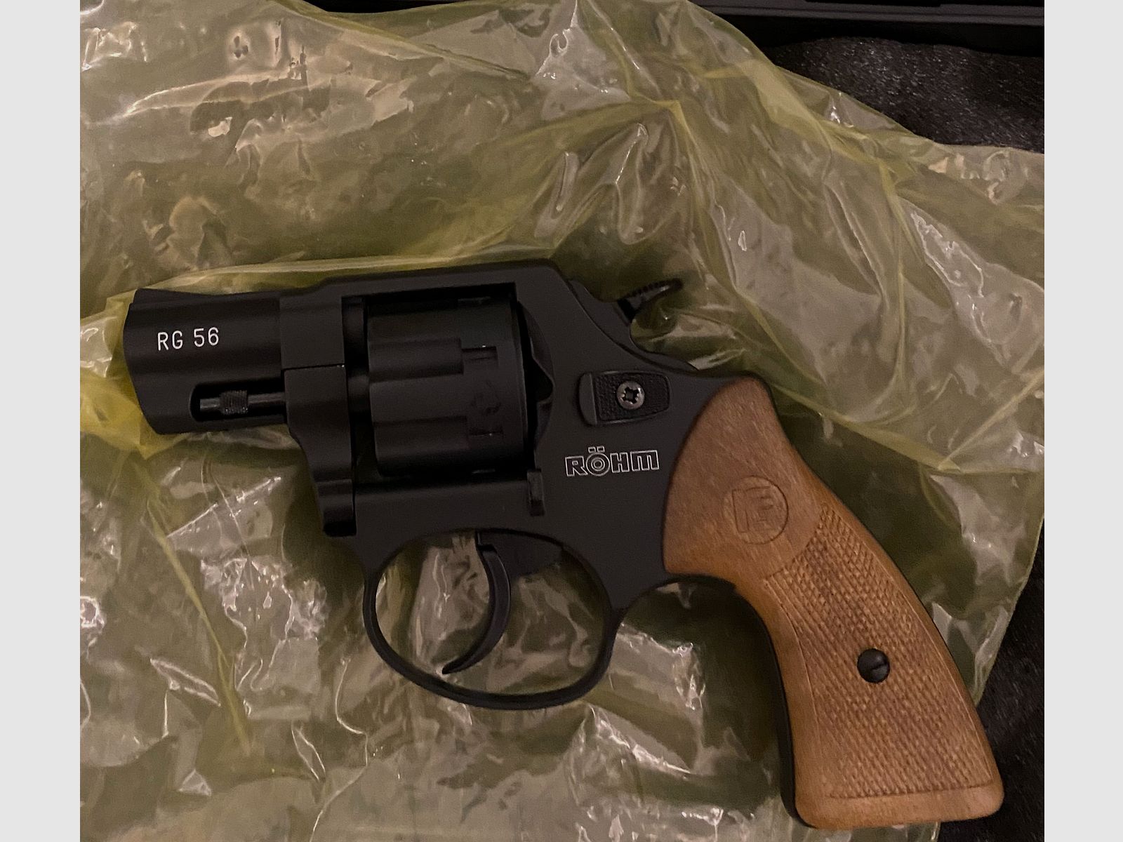 Röhm RG 56 6mm pistolet alarmowy