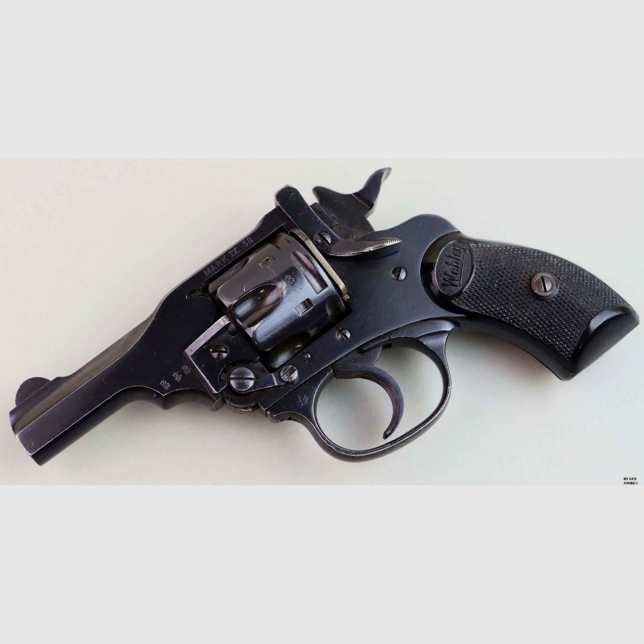 REVOLVER WEBLEY & Scott MOD. MARK IV CAL. 38 MATR. A90239, immagine 2 di 7