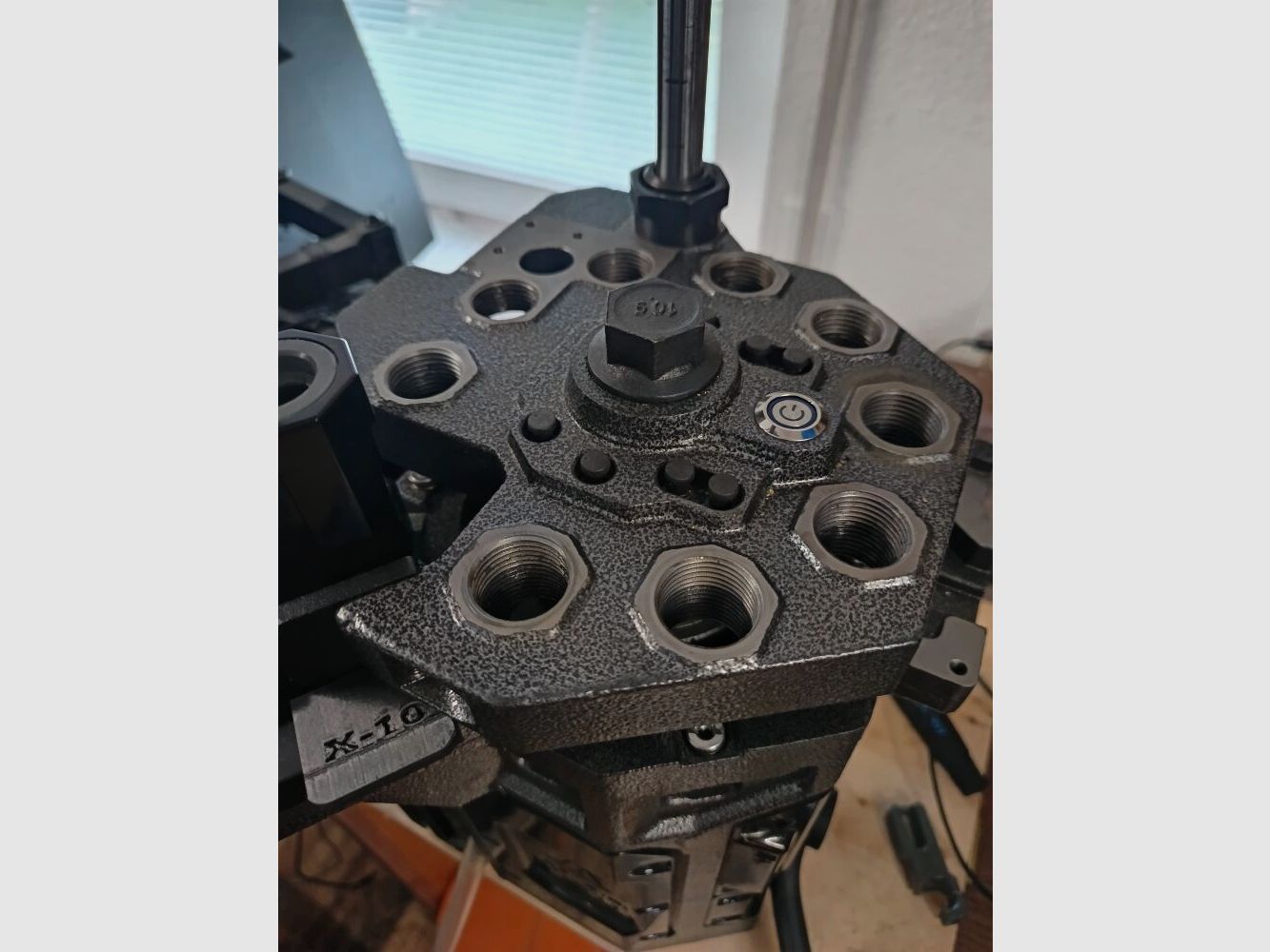 Frankford Arsenal X10 Presse mit Upgrades