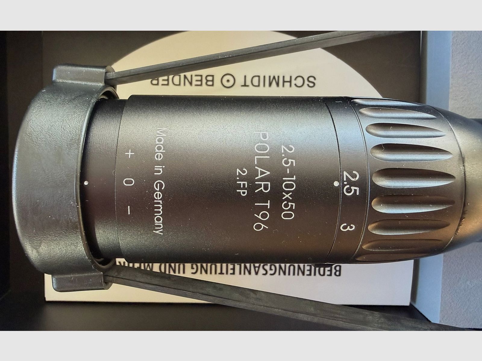  Schmidt & Bender Zielfernrohr 2.5-10x50 Polar T96 mit Schiene