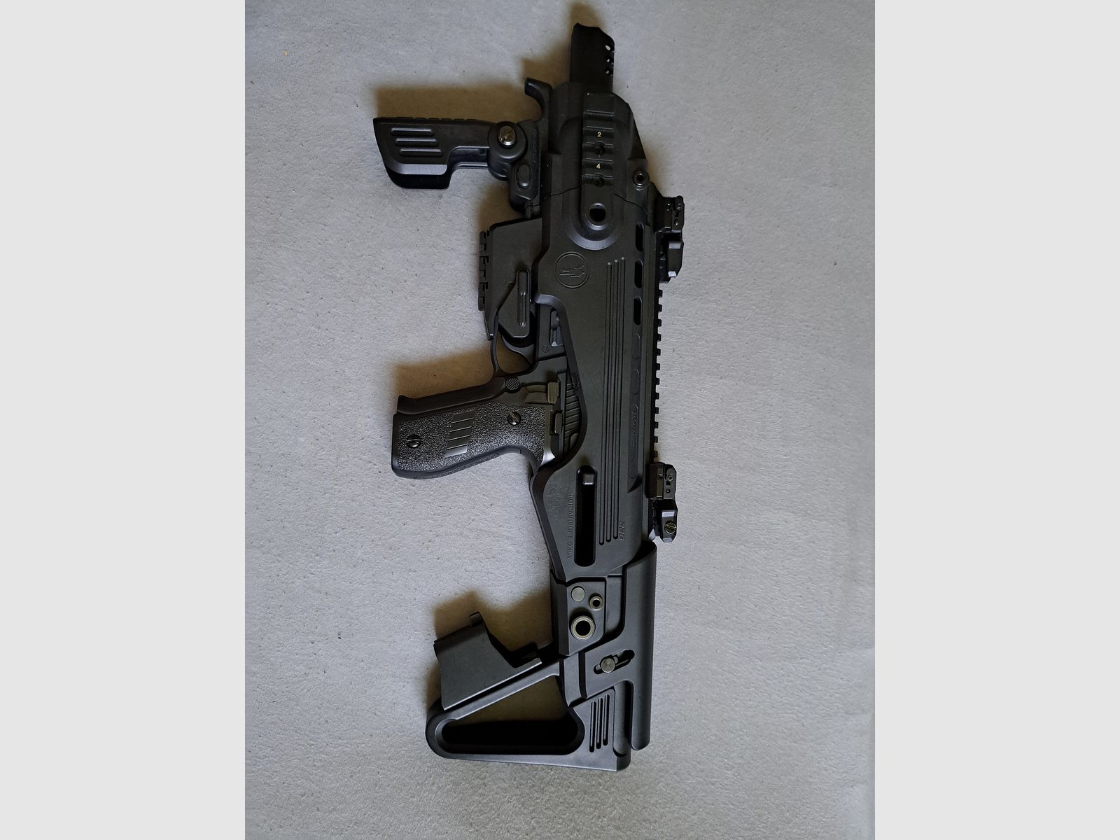 WE P226 GBB mit Carabine Kit