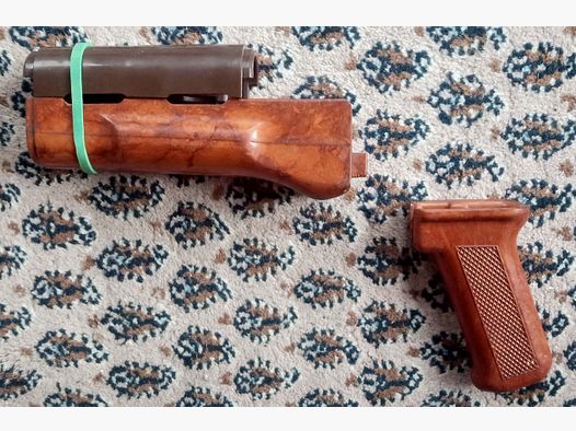 Shagadelic! Vintage Handguard Baby / unterer AK74 Tantal Bakelit Handschutz und Griff und oberer DDR Plaste oder optional Izhmash AK-74M Handschutz