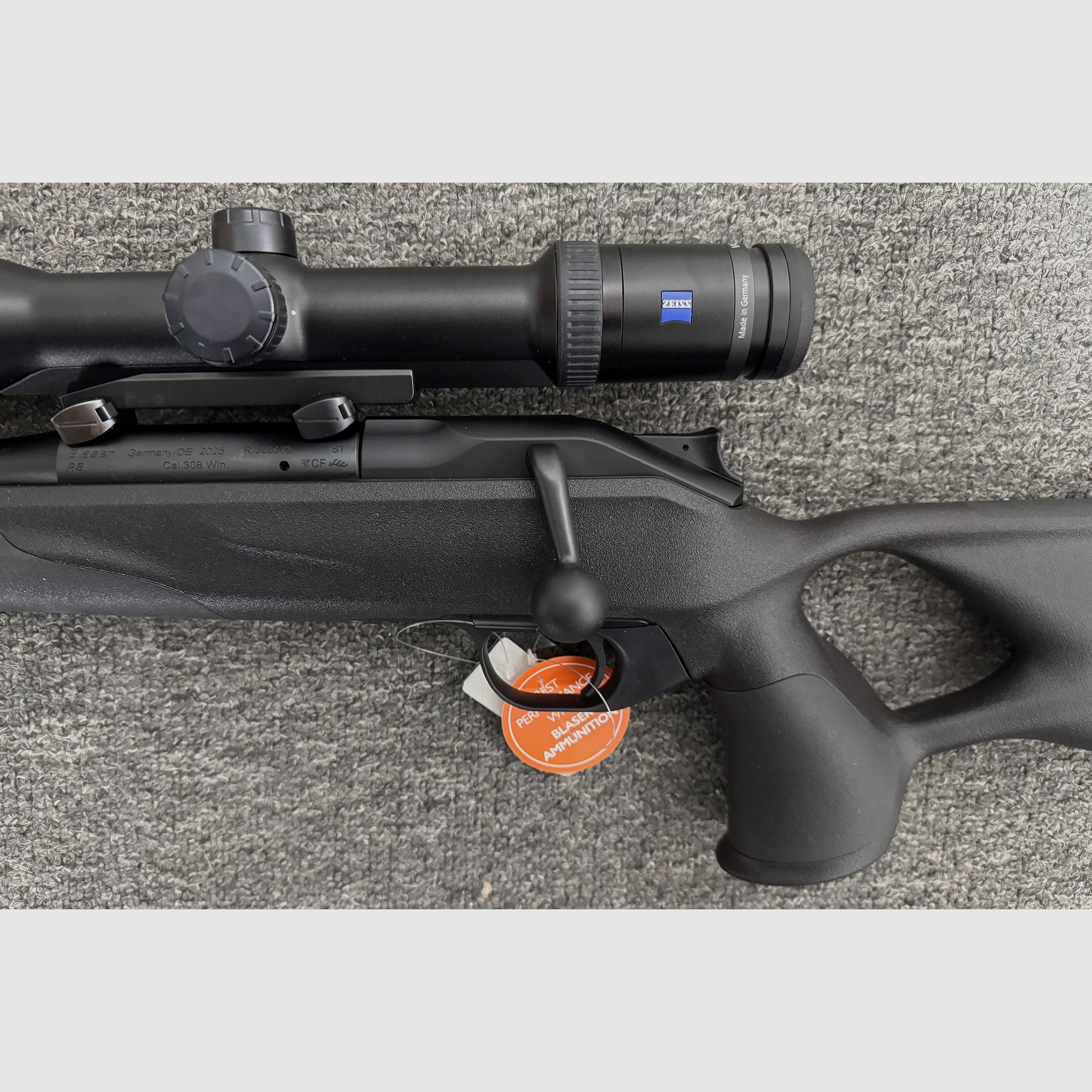 Blaser R8  Professional Success - Links  .308Win. + M15x1 + LL 47cm + Victory HT 2,5-10x50 - Neuwaffe
