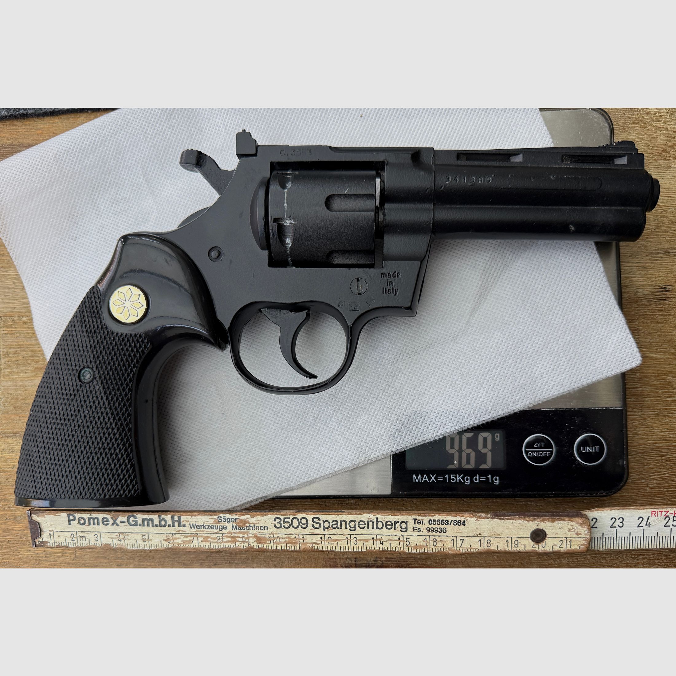 UMAREX model Python. Caliber 9 mm blank (.380 blank). Black