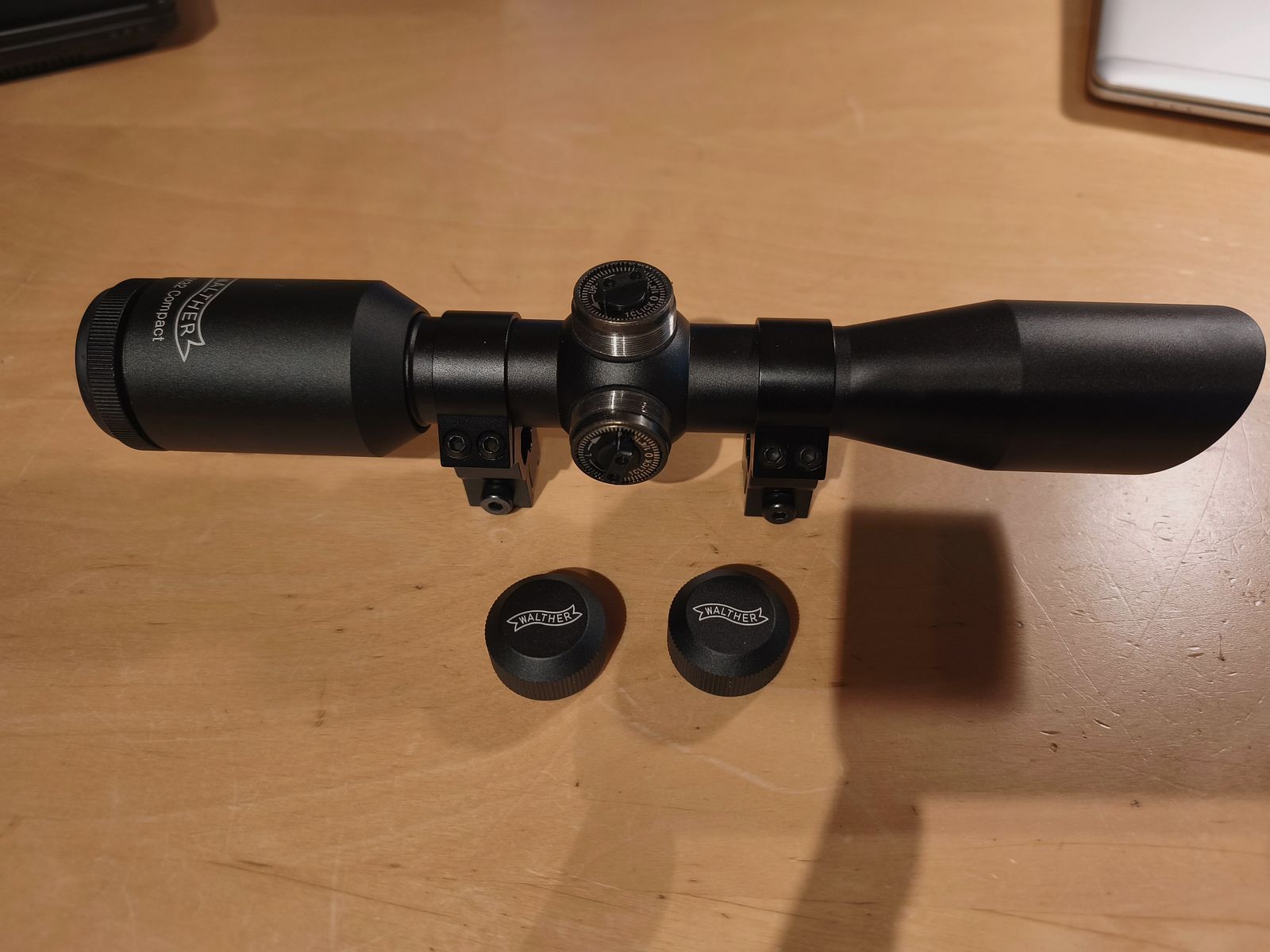 Umarex Walther Zielfernrohr 4x32 Compact inkl. Montagen 11 mm Rail