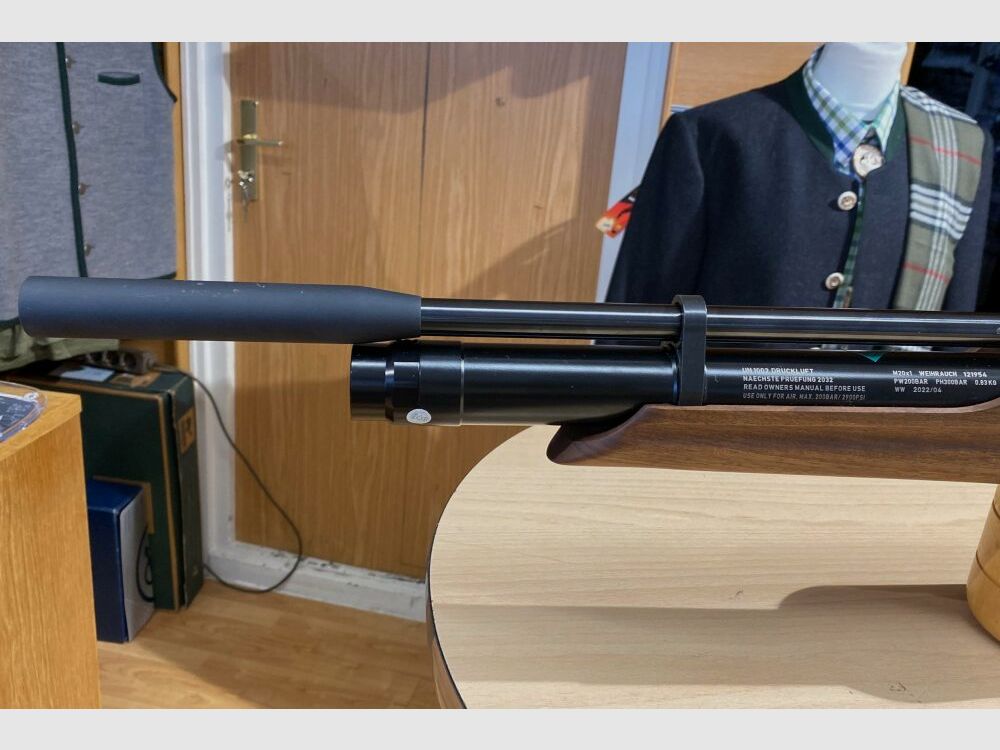 Weihrauch HW 100 Pressluftgewehr mit div. Zubehör